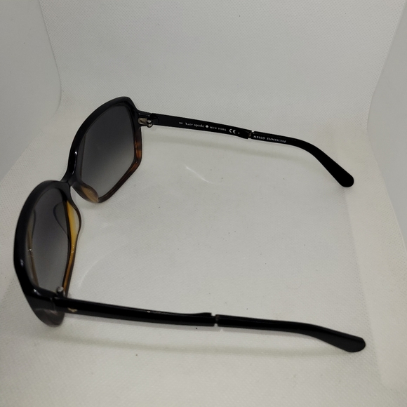 Kate Spade Sunglasses with Case - Picture 8 of 16